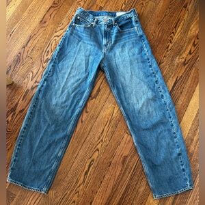 Gap - High Rise Barrel Jean - Medium Indigo